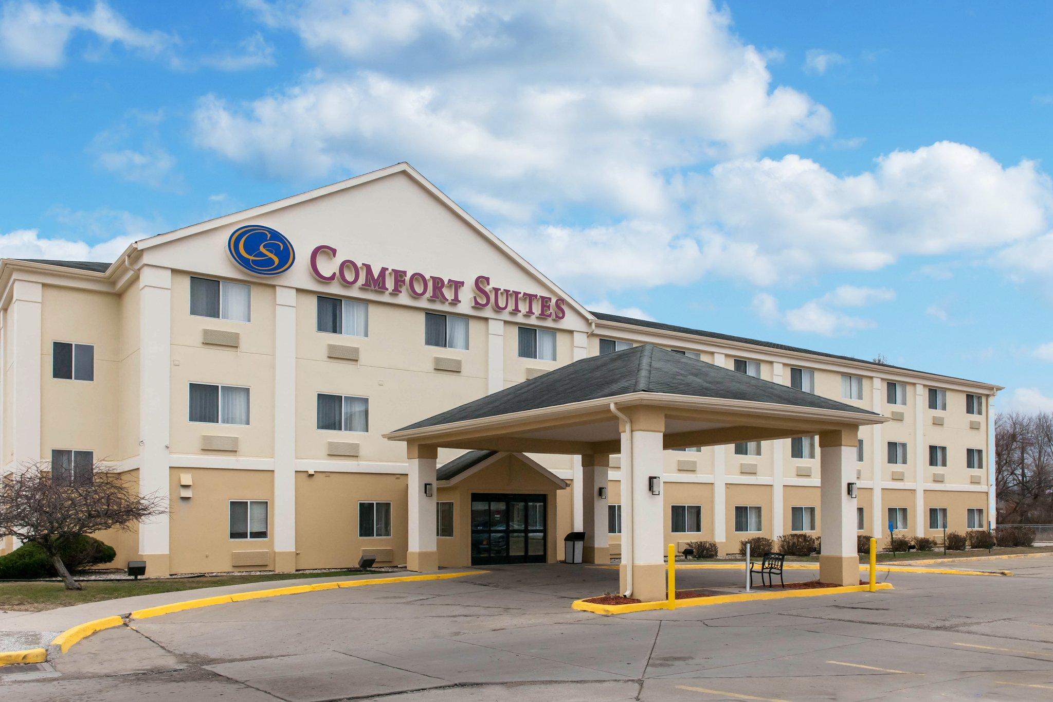 Comfort Suites Terre Haute University Area Exterior foto